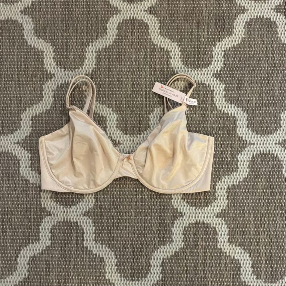 Victoria’s Secret body by Victoria Unlined Demi bra size 36DDD